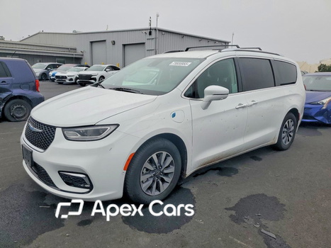 Chrysler Pacifica 2021 - Image 1 of 13