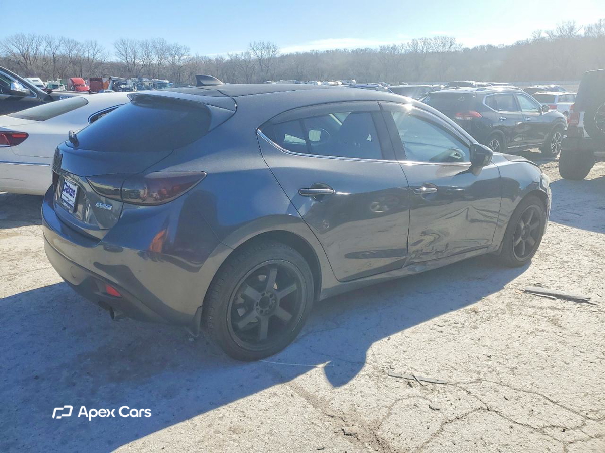 Mazda 3 2015