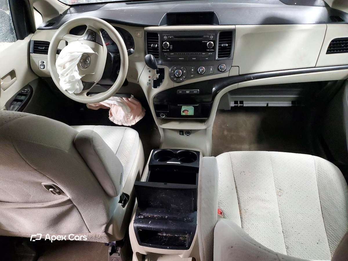 Toyota Sienna 2012