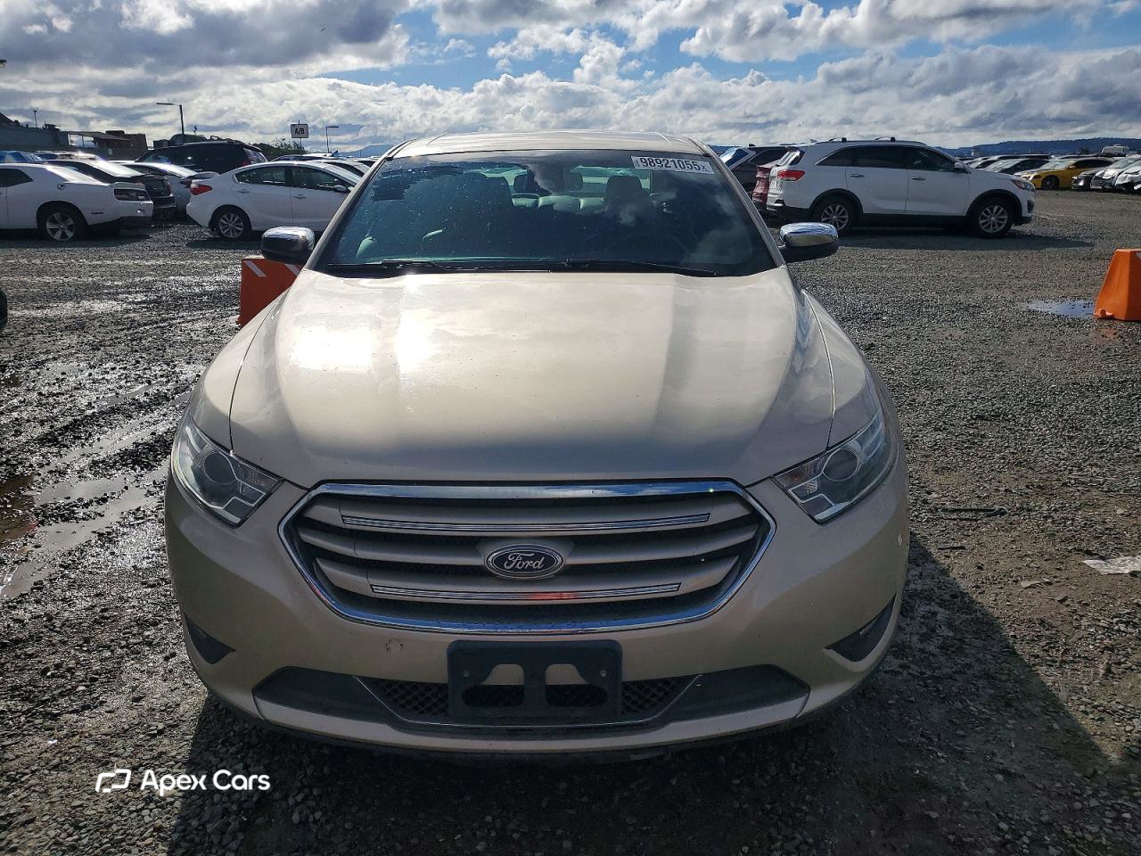 Ford Taurus 2018