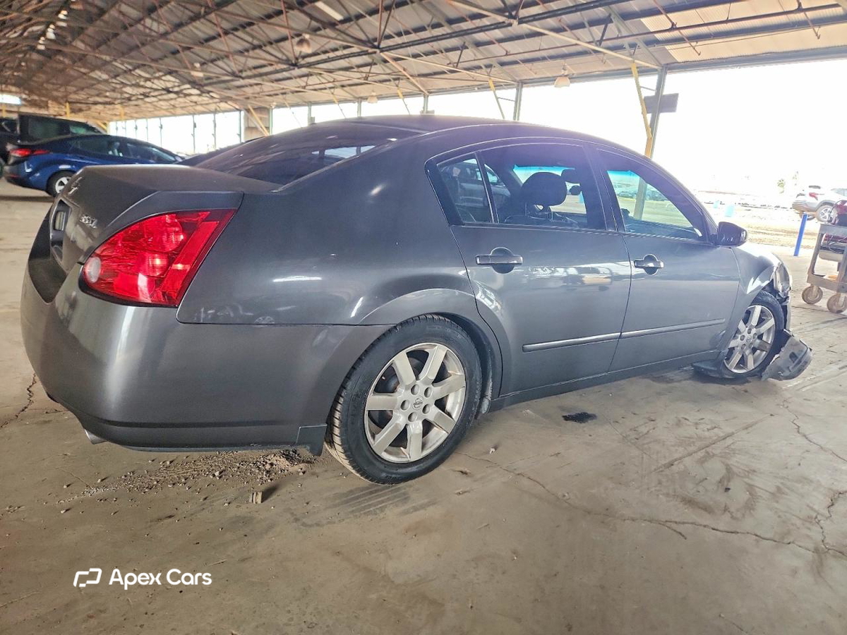 Nissan Maxima 2004