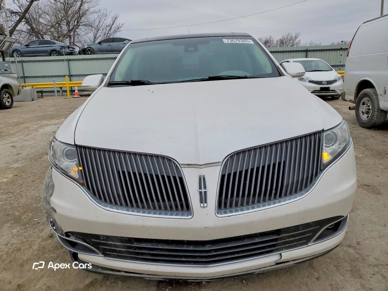Lincoln MKT 2015
