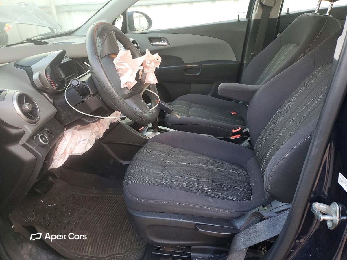 Chevrolet Sonic 2015