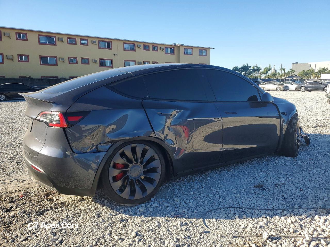 Tesla Model Y 2022