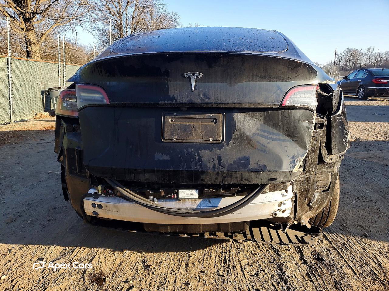 Tesla Model Y 2024