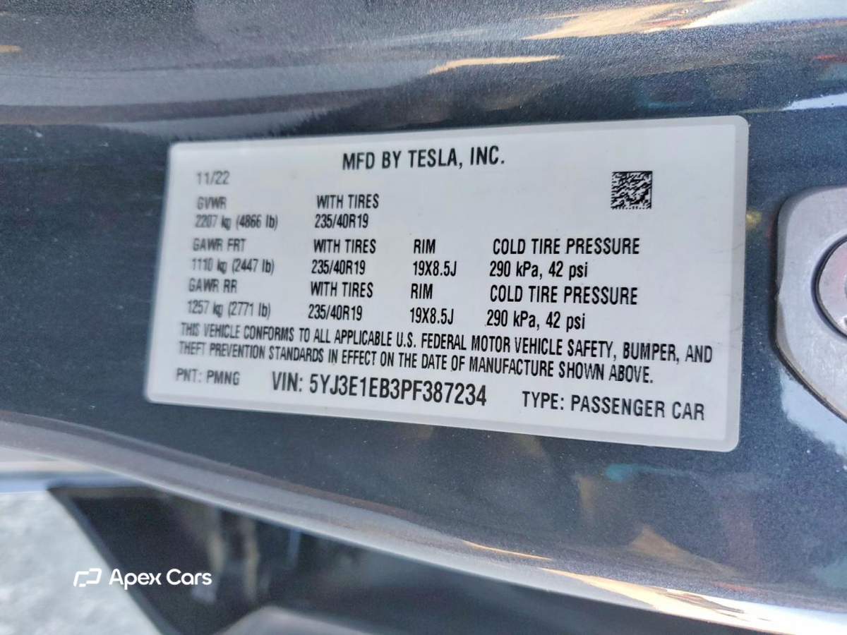 Tesla Model 3 2023