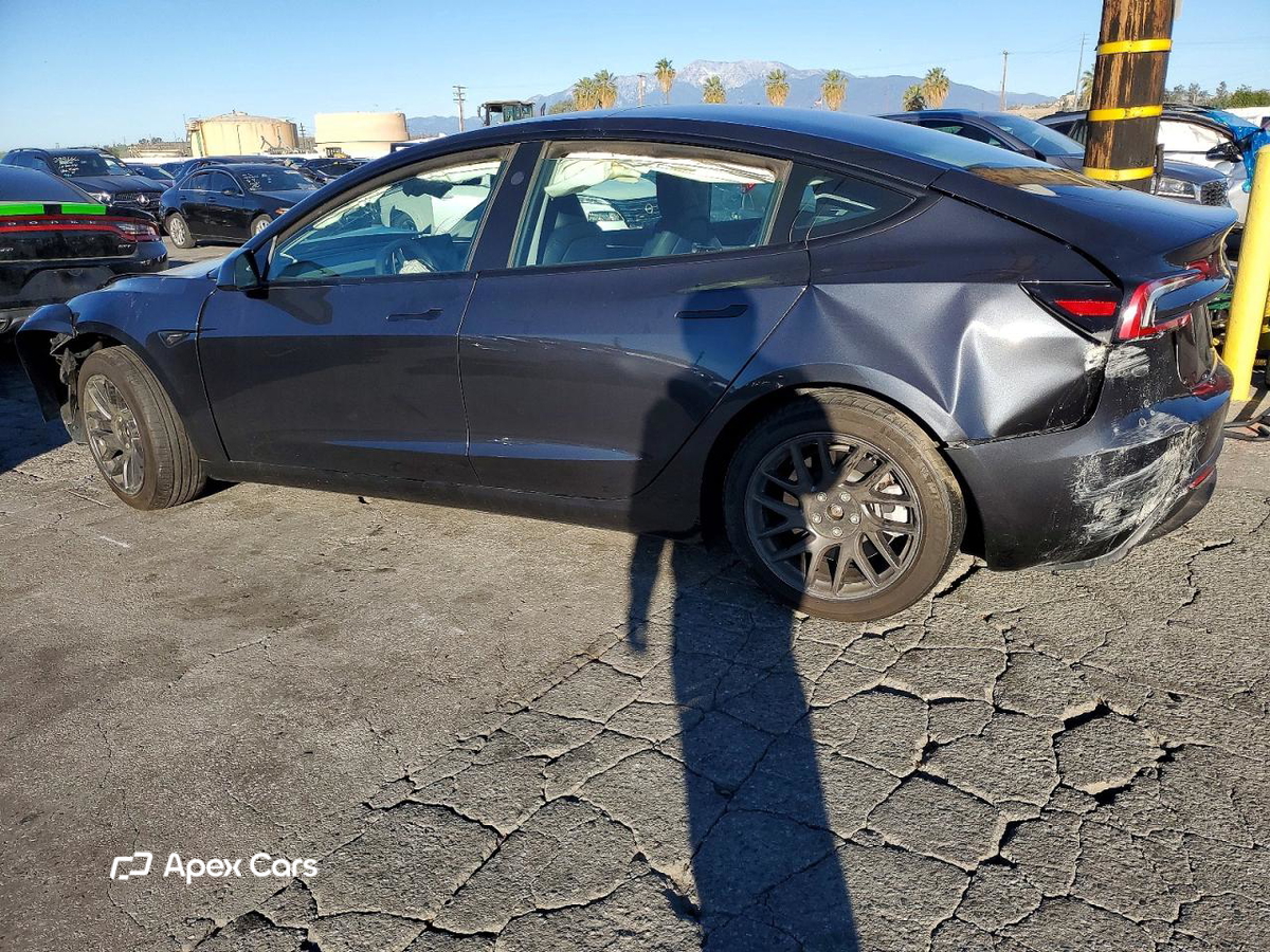 Tesla Model 3 2025