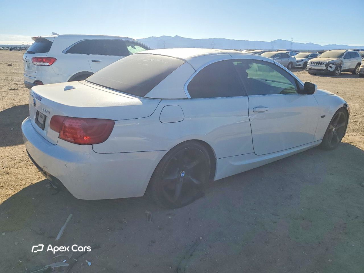 BMW Series 3 2011