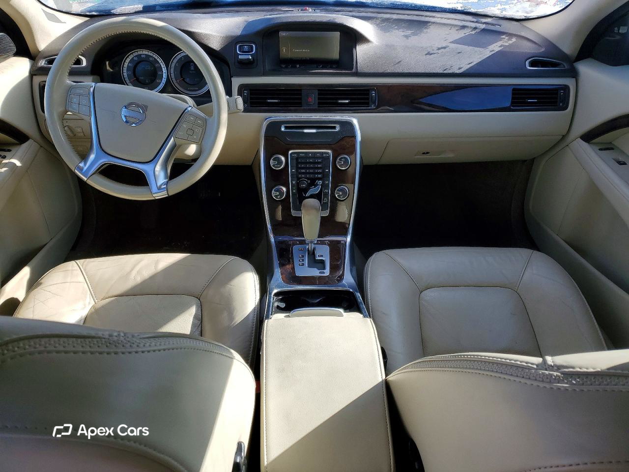Volvo XC70 2012
