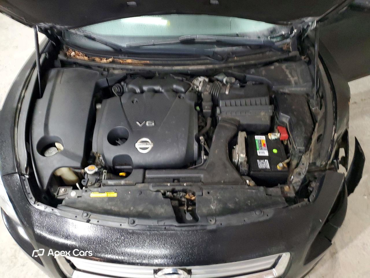 Nissan Maxima 2013