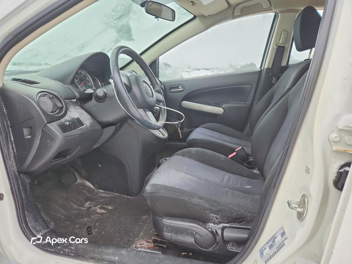 Mazda 2 2014