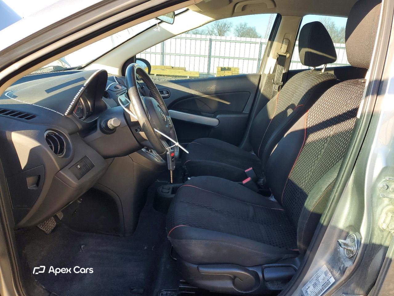 Mazda 2 2014