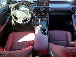 Lexus IS 2024