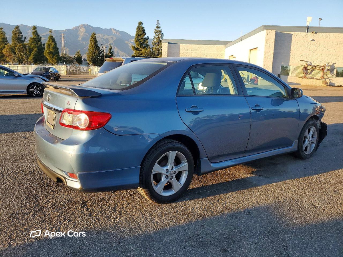 Toyota Corolla 2013