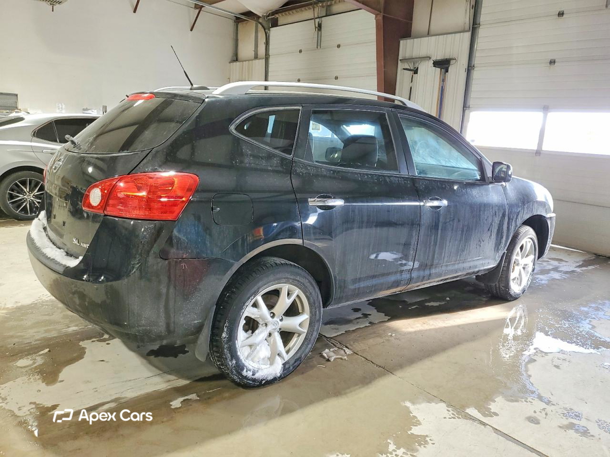 Nissan Rogue 2010