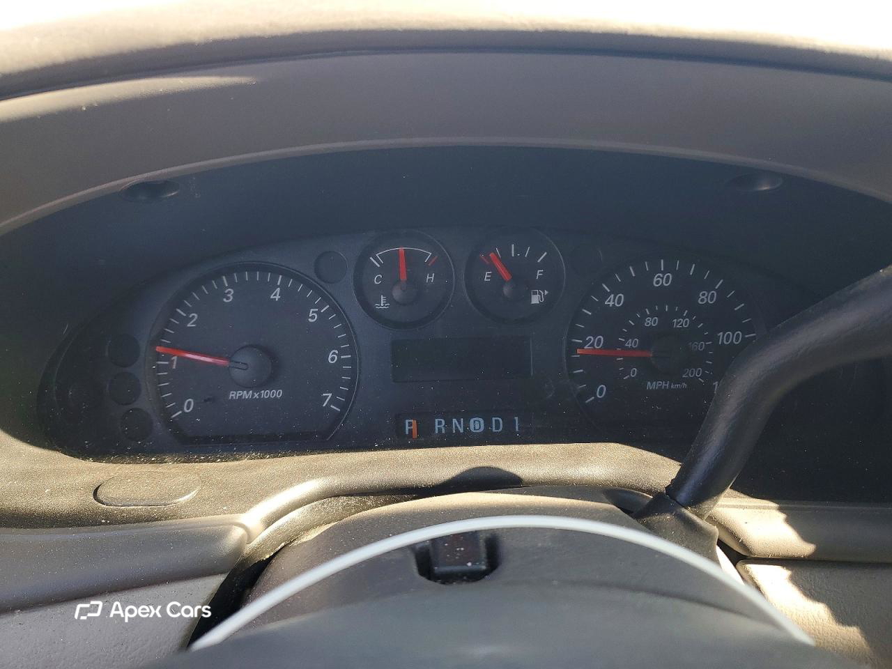 Ford Taurus 2004