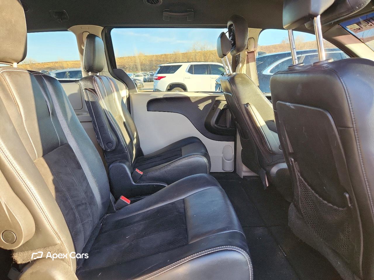 Dodge Caravan 2017