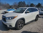 Toyota Highlander 2016