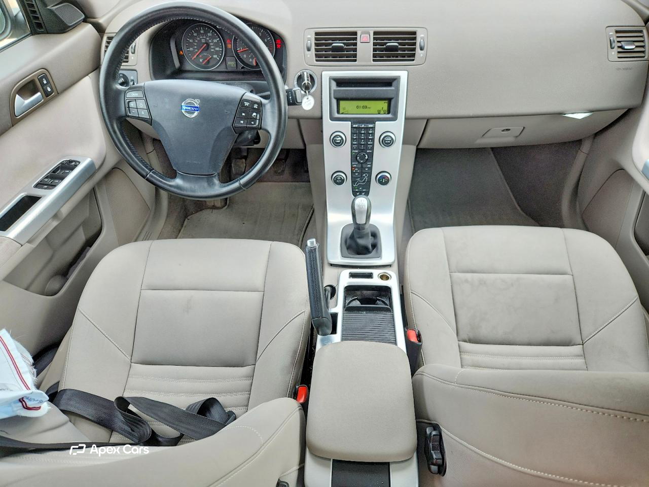 Volvo S40 2010