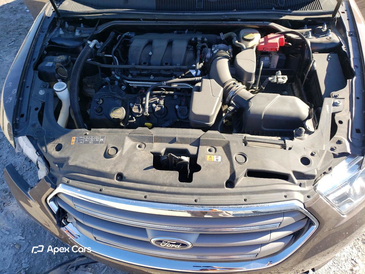 Ford Taurus 2015