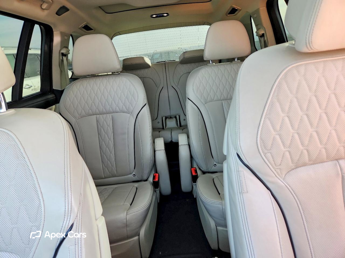 BMW X7 2019