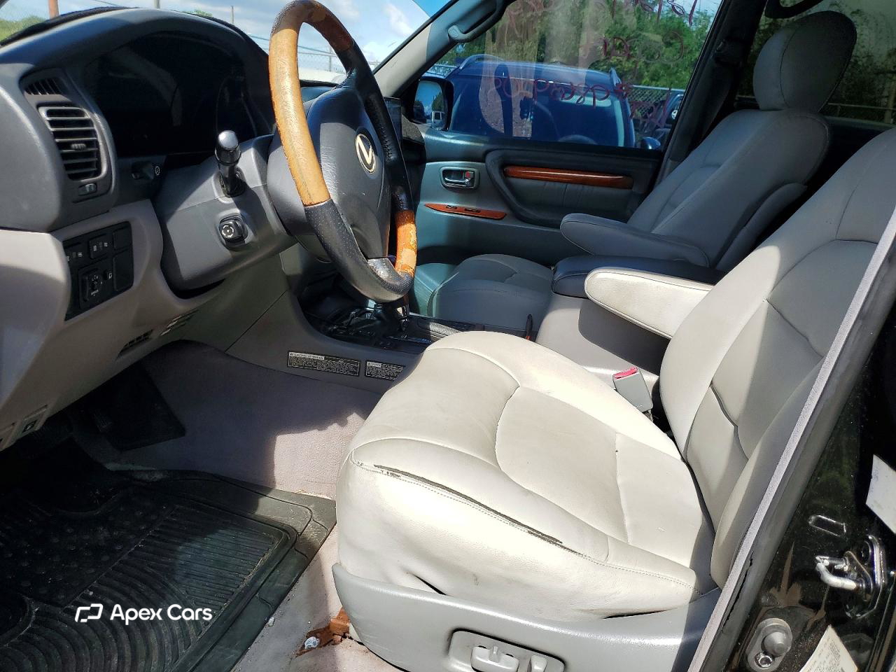 Lexus LX 2001