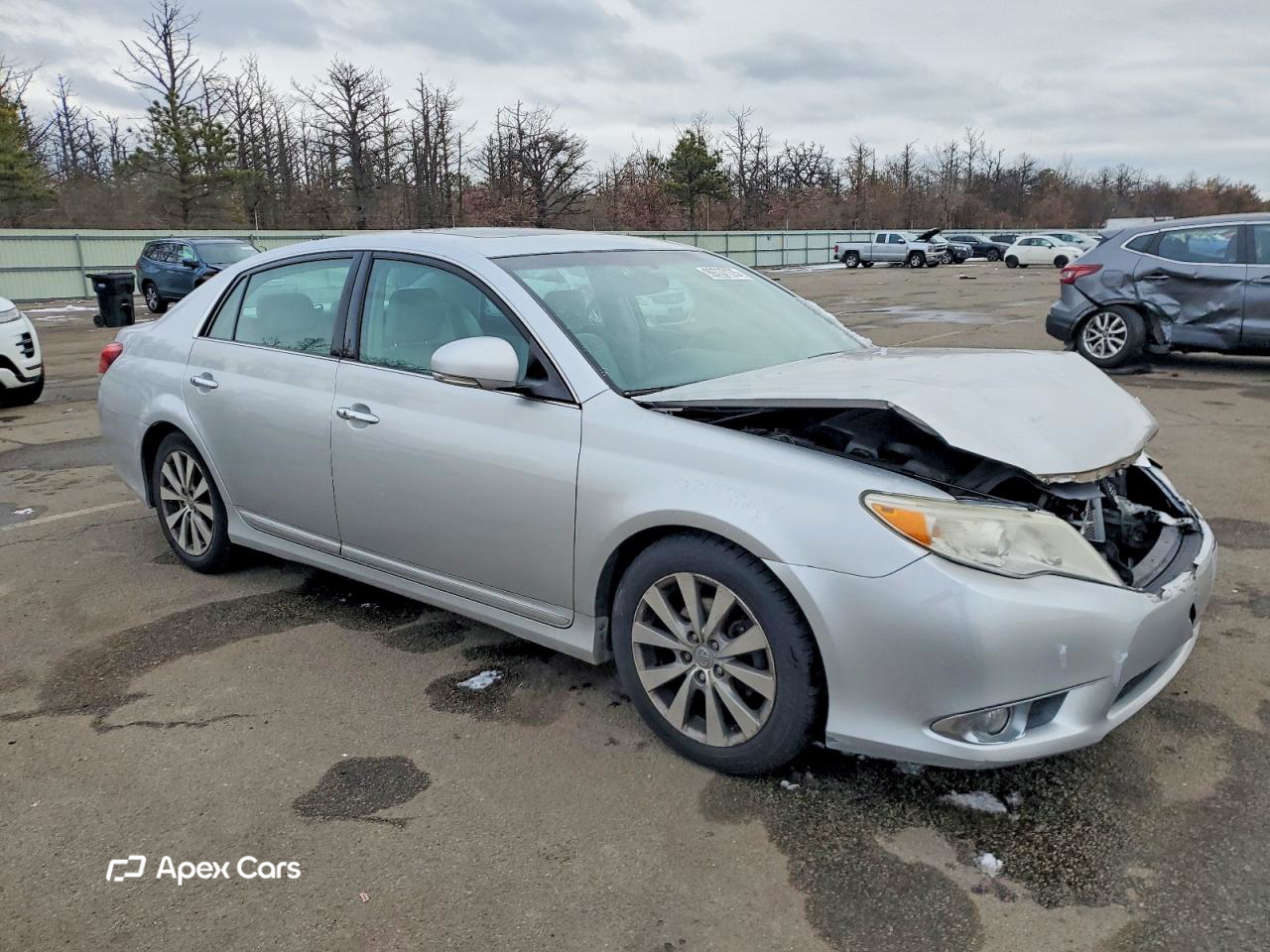 Toyota Avalon 2011