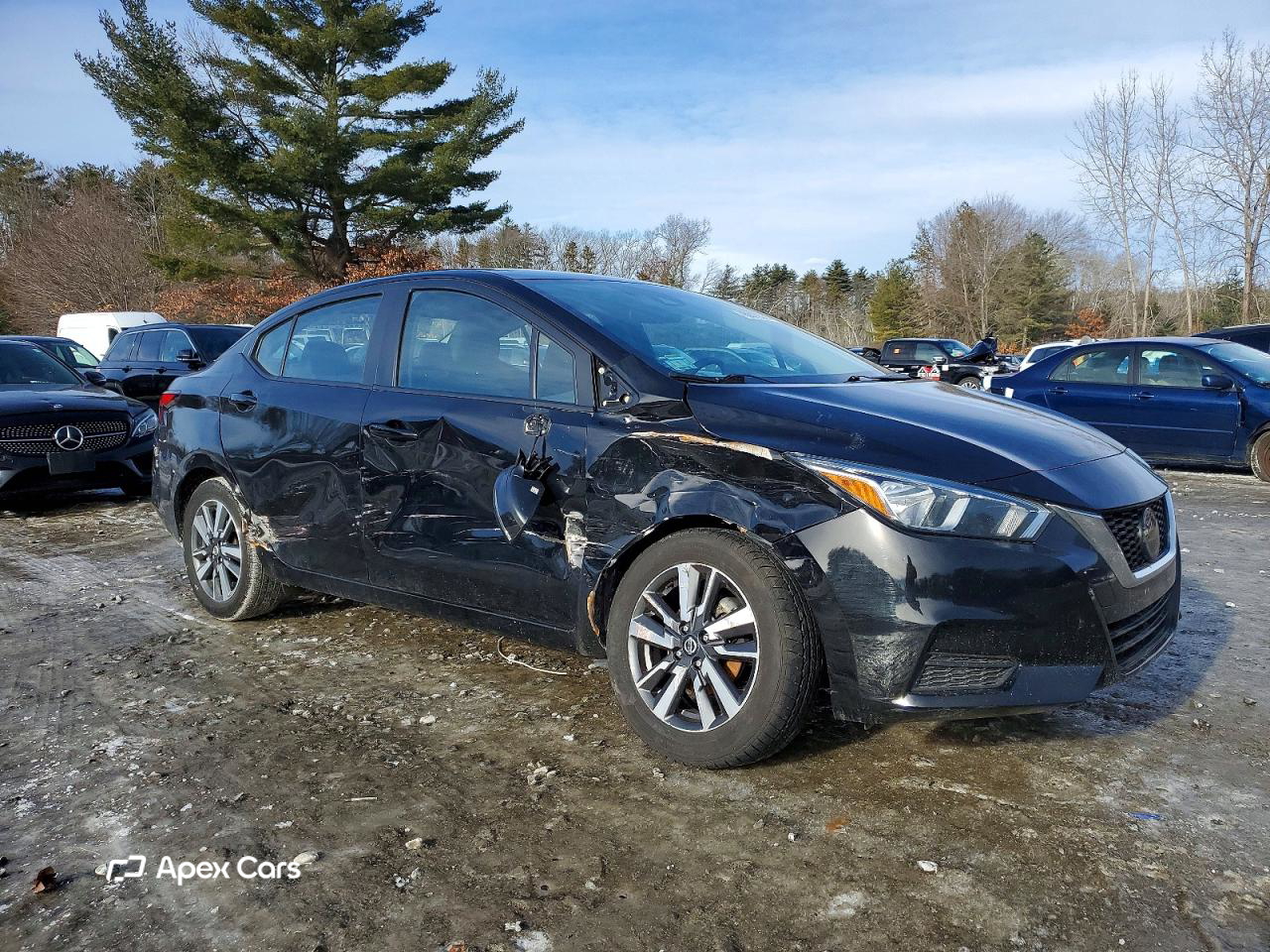 Nissan Versa 2021