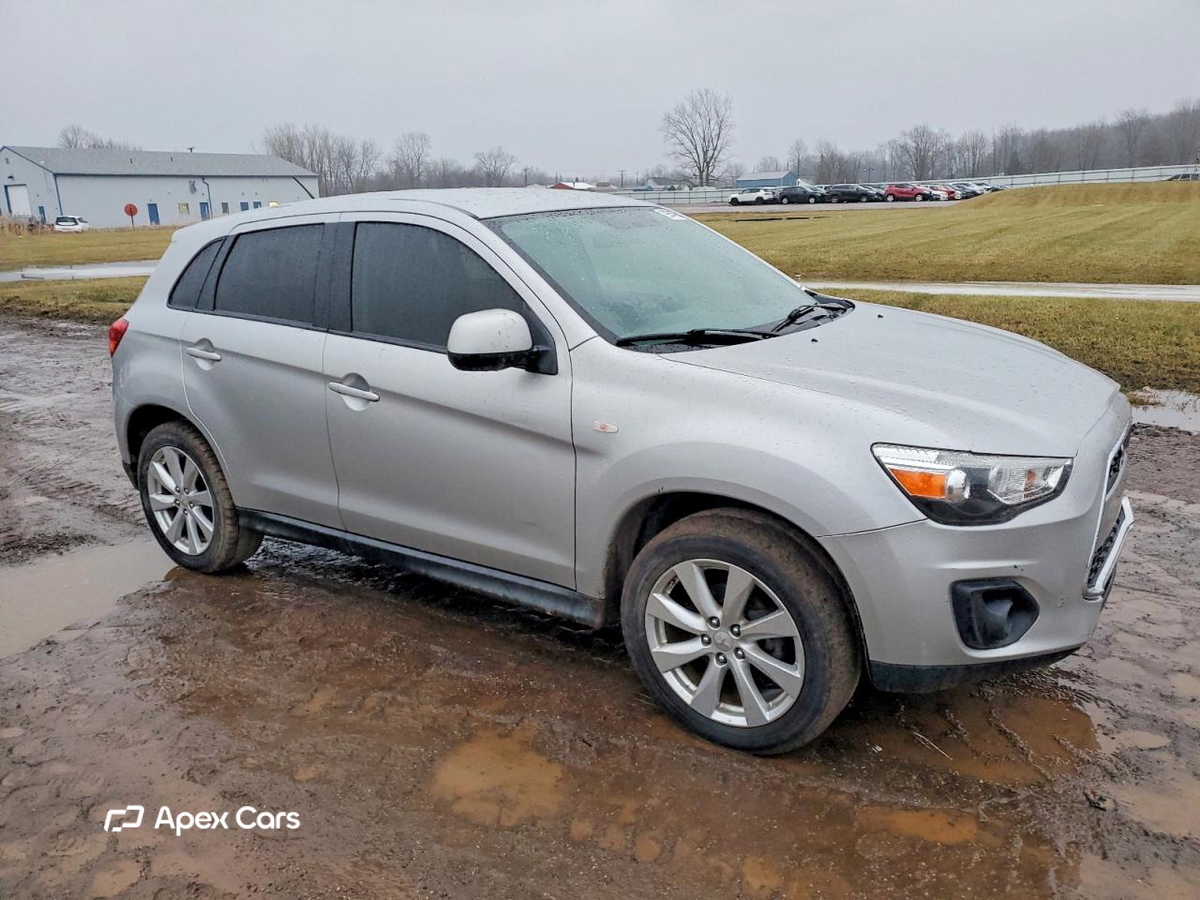 Mitsubishi Outlander 2013
