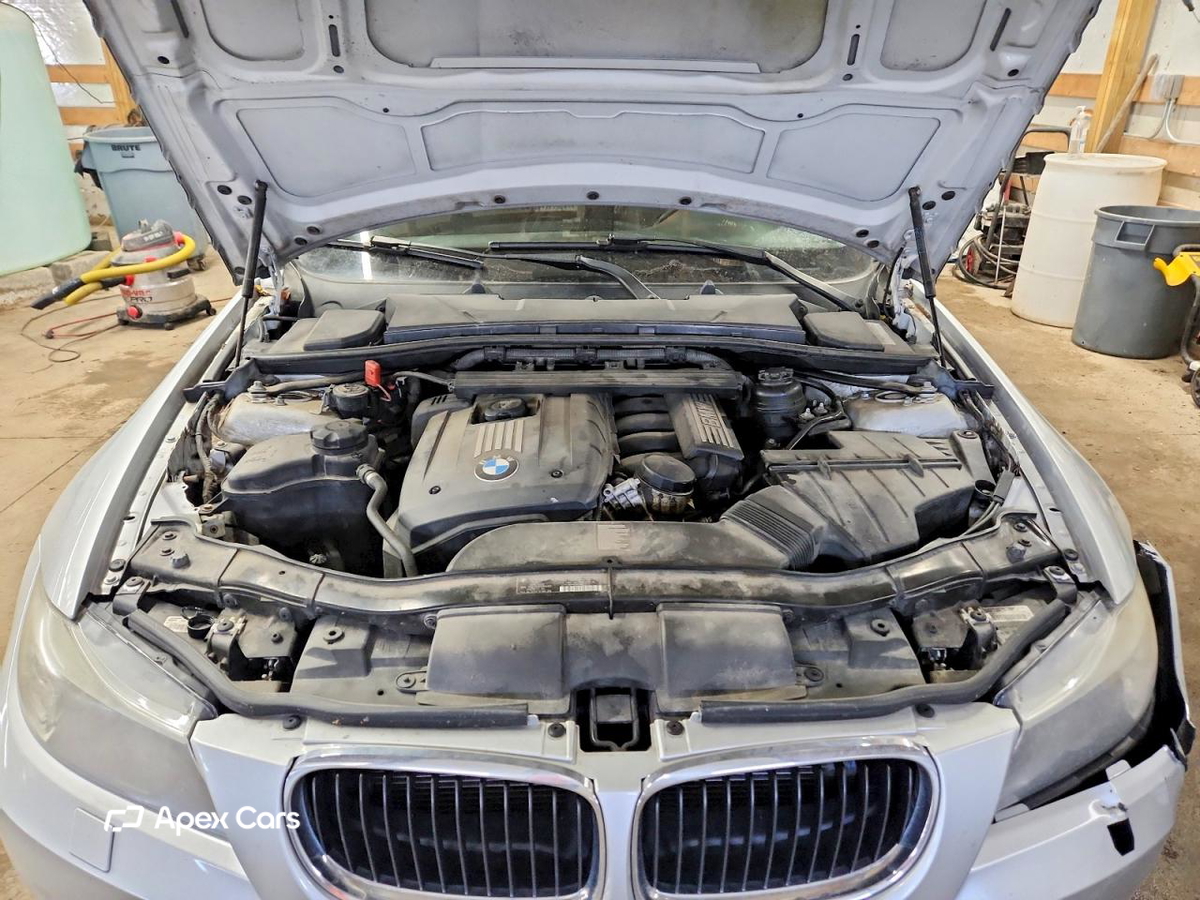 BMW Series 3 2011
