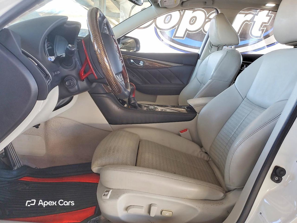 Infiniti Q50 2017