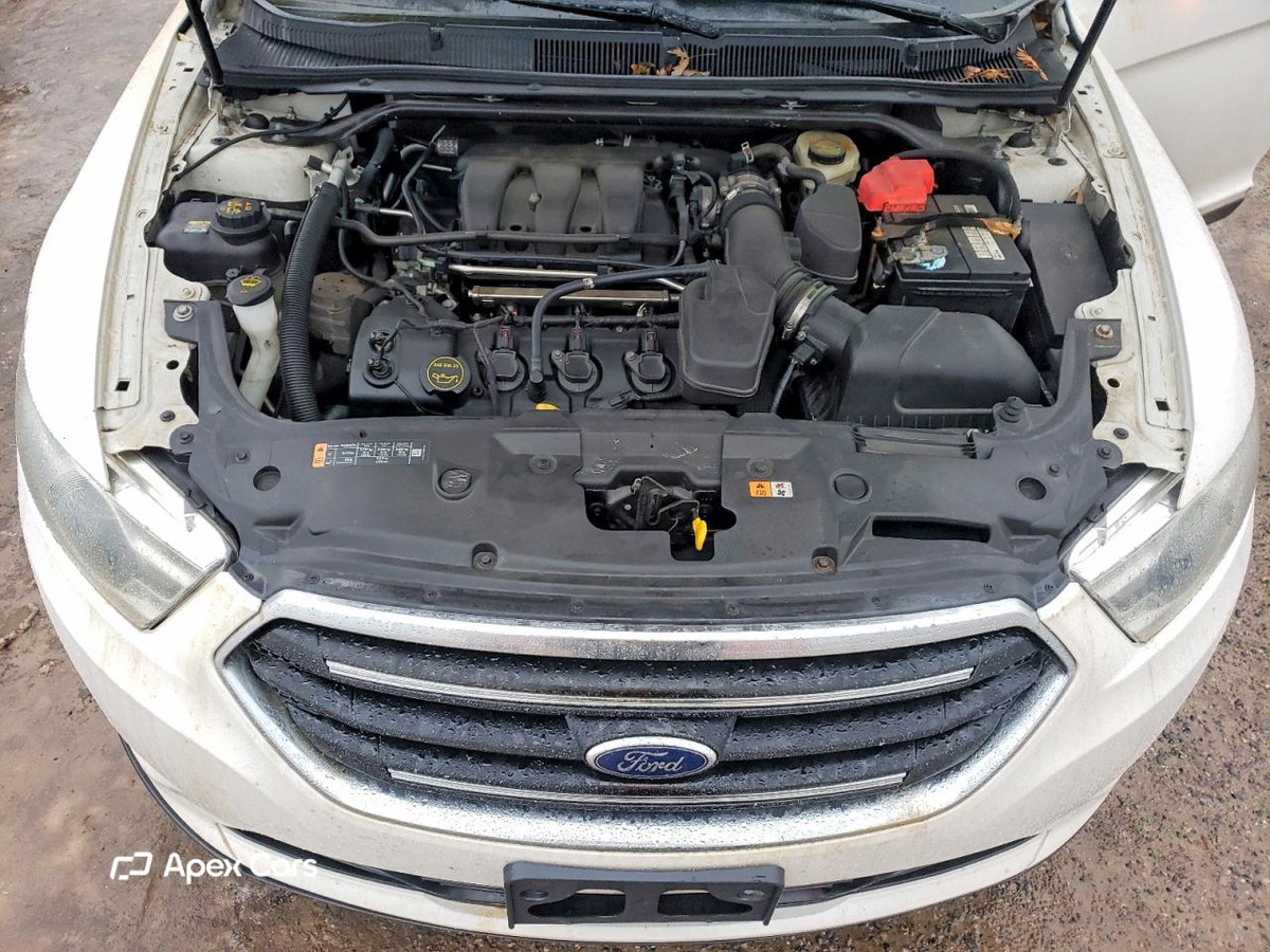 Ford Taurus 2015