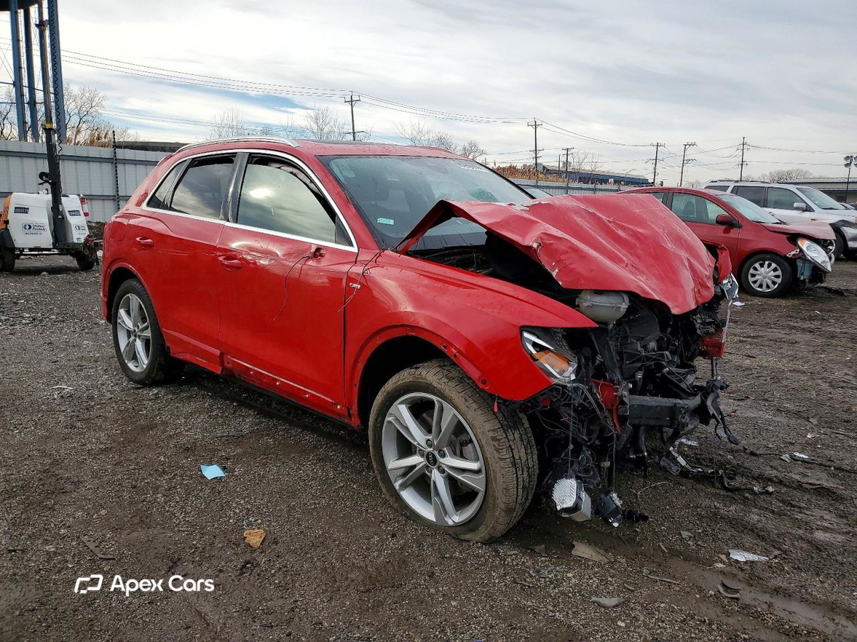 Audi Q3 2021