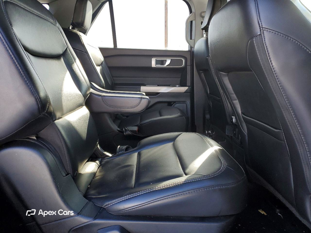 Ford Explorer 2023