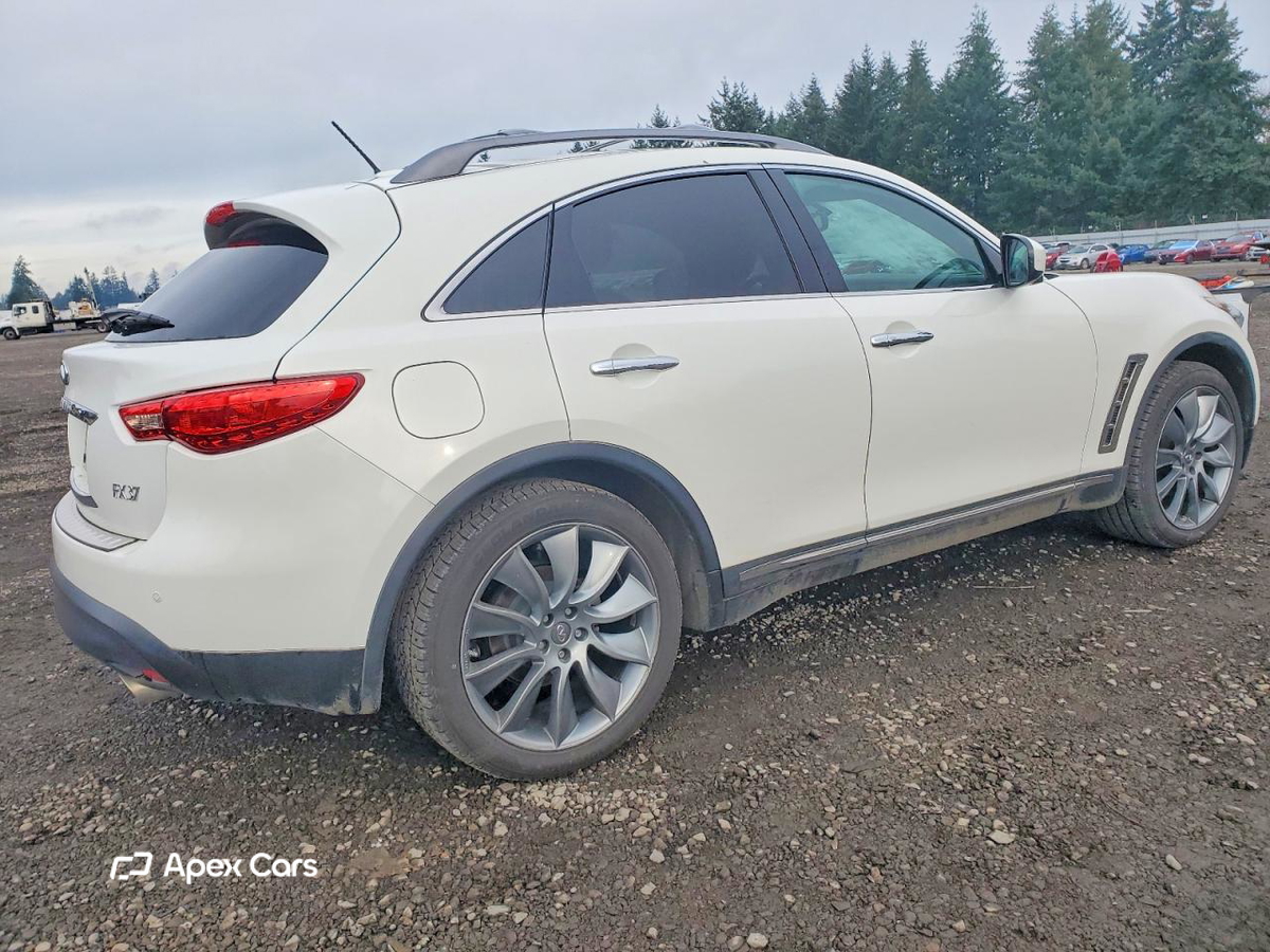 Infiniti FX 2013