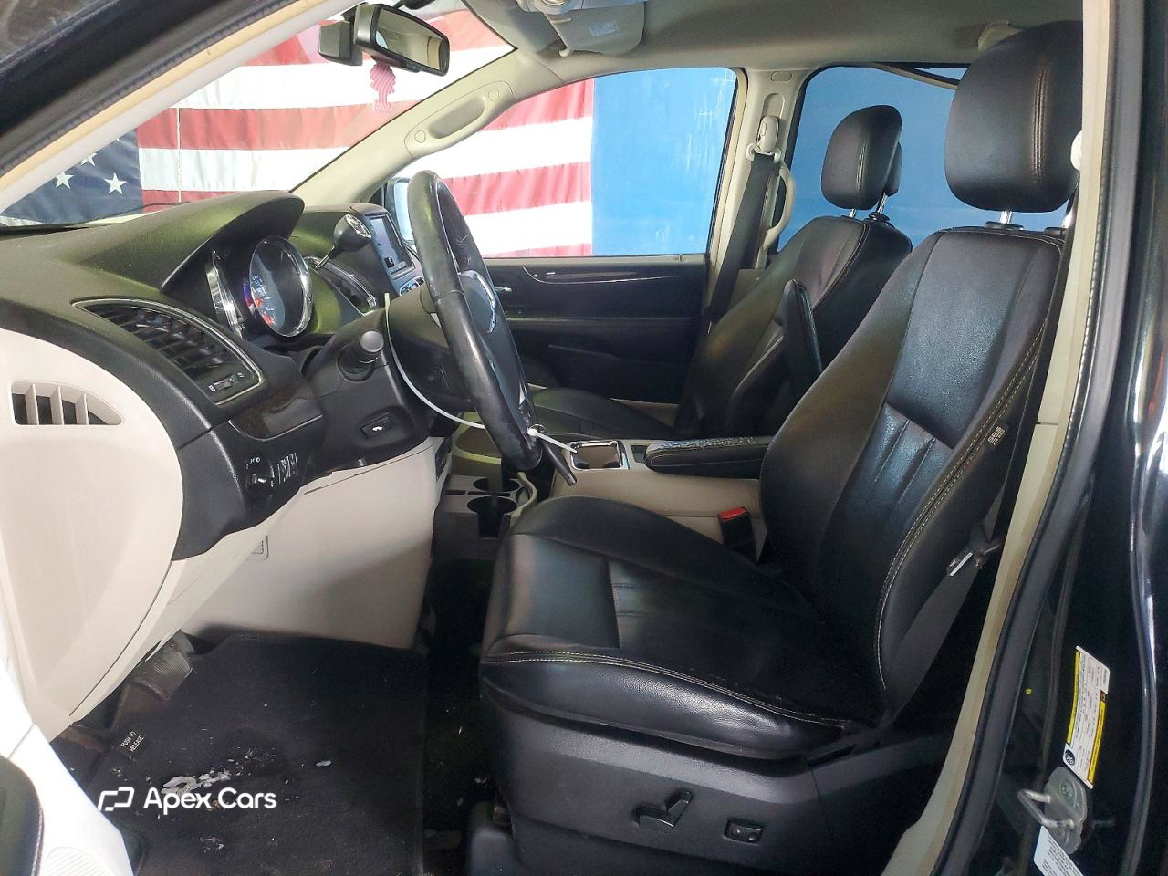 Chrysler Voyager 2012