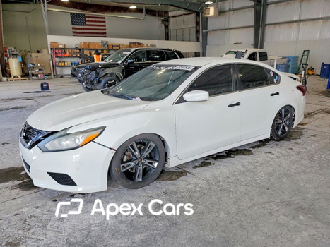 Nissan Altima 2016 - Image 1 of 13