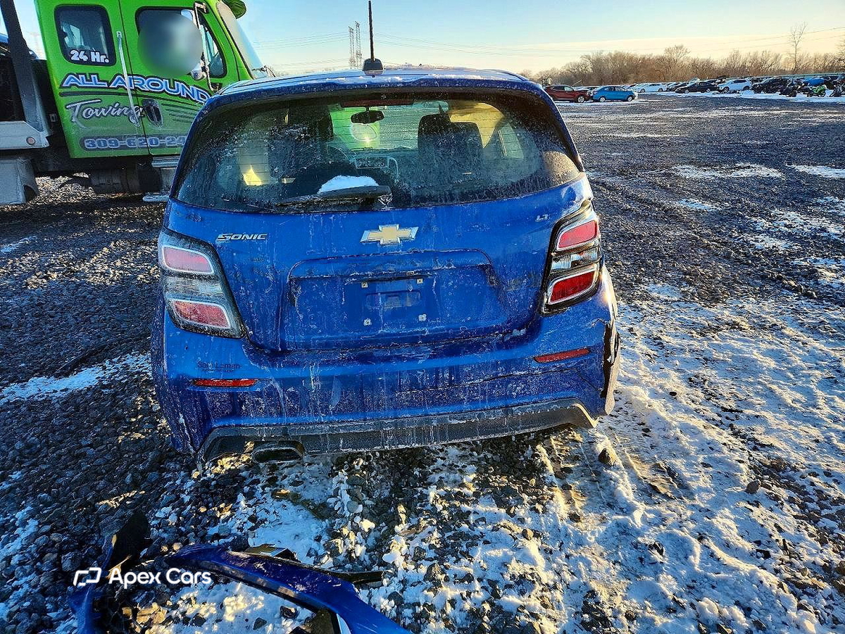 Chevrolet Sonic 2017