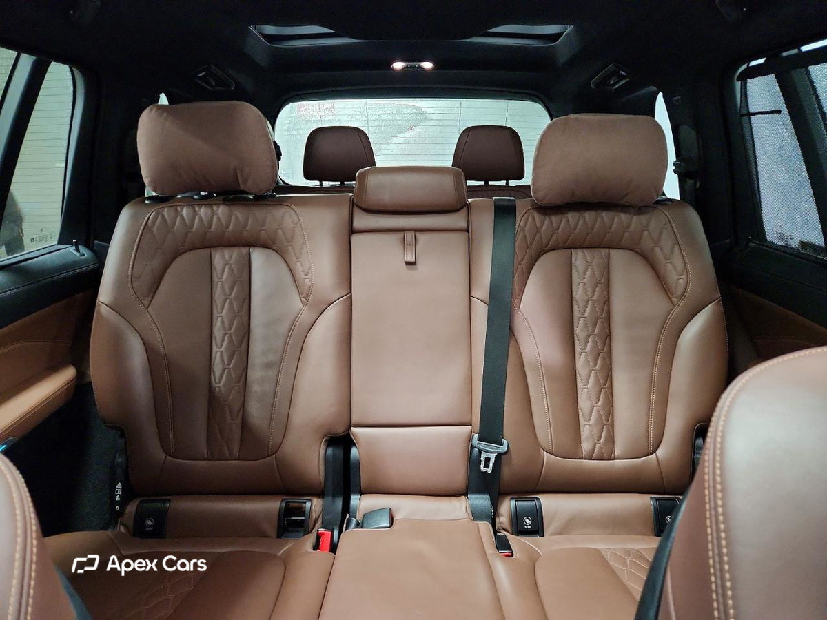 BMW X7 2022
