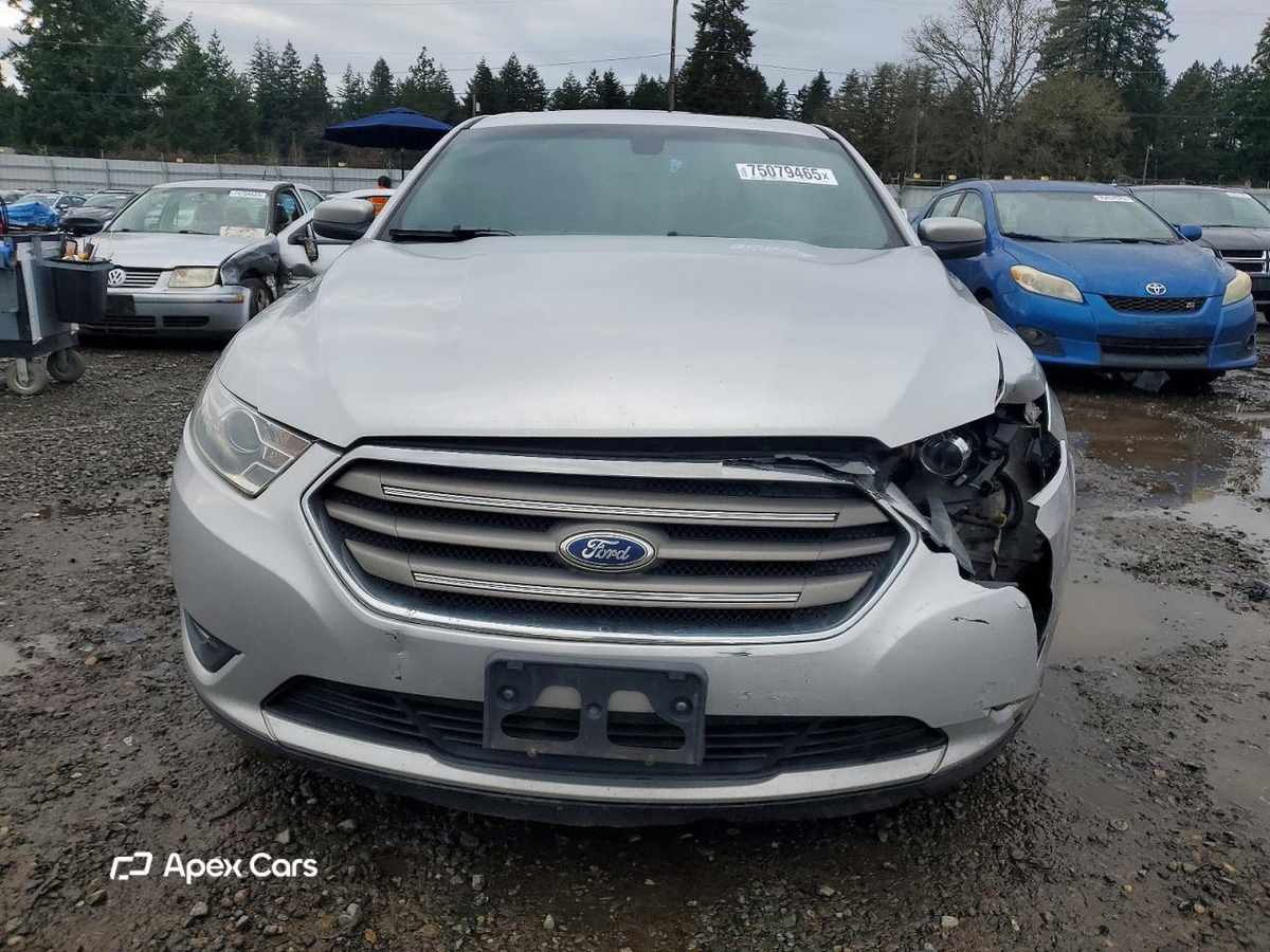 Ford Taurus 2013