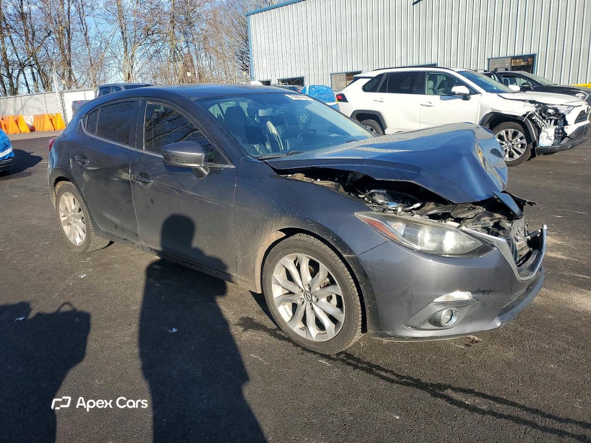 Mazda 3 2016