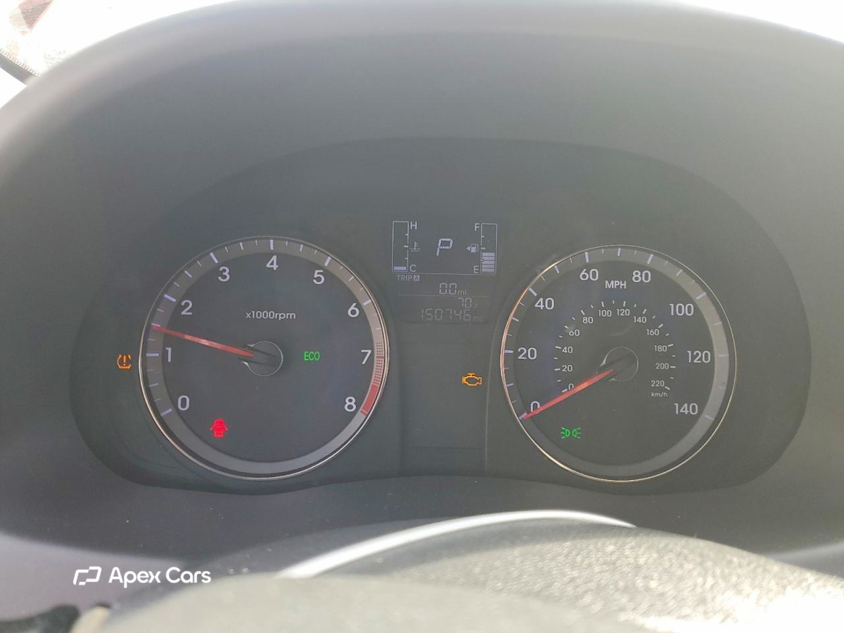 Hyundai Accent 2015