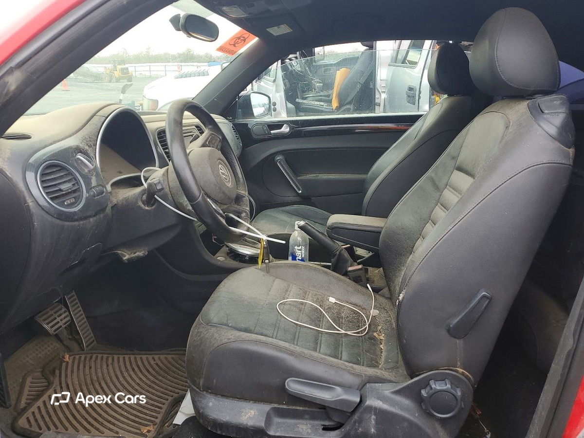 Volkswagen Beetle 2012