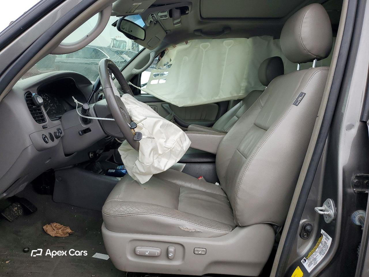 Toyota Sequoia 2006