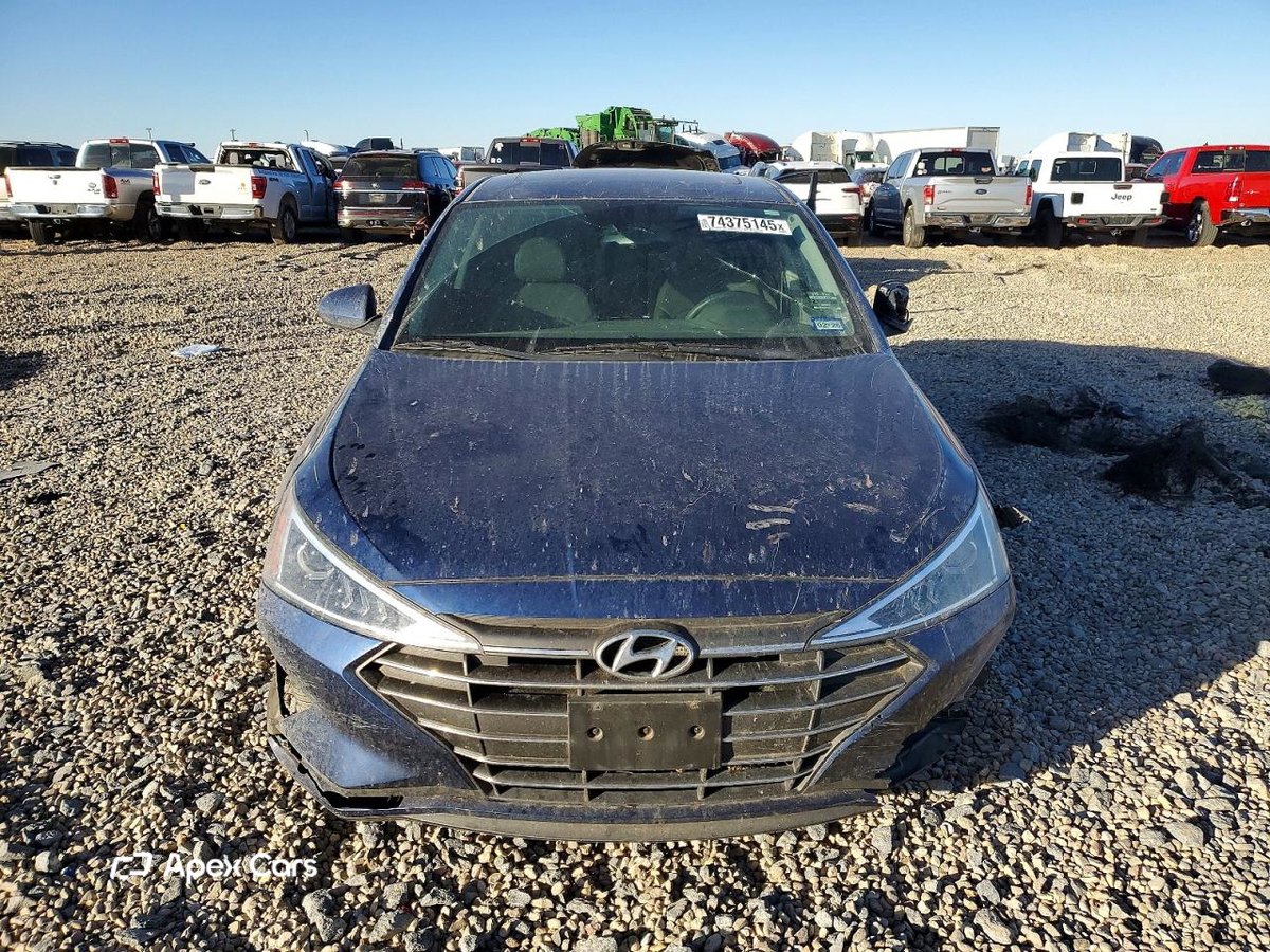 Hyundai Elantra 2020