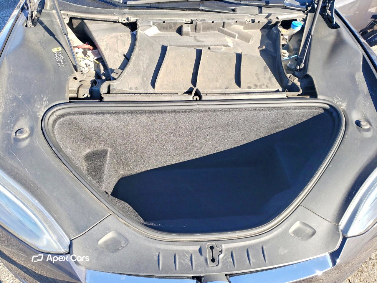 Tesla Model S 2018
