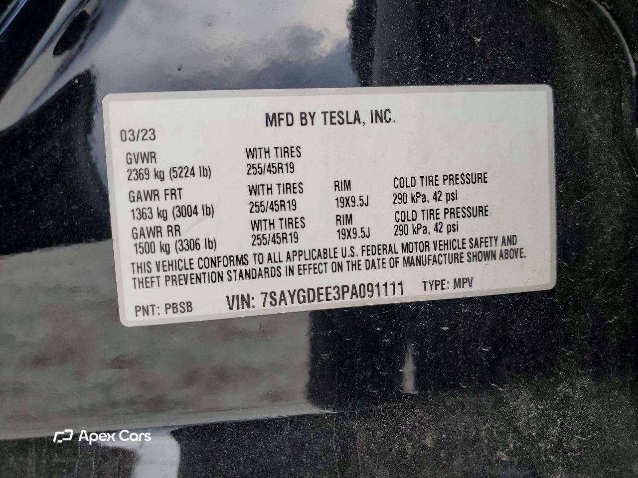 Tesla Model Y 2023