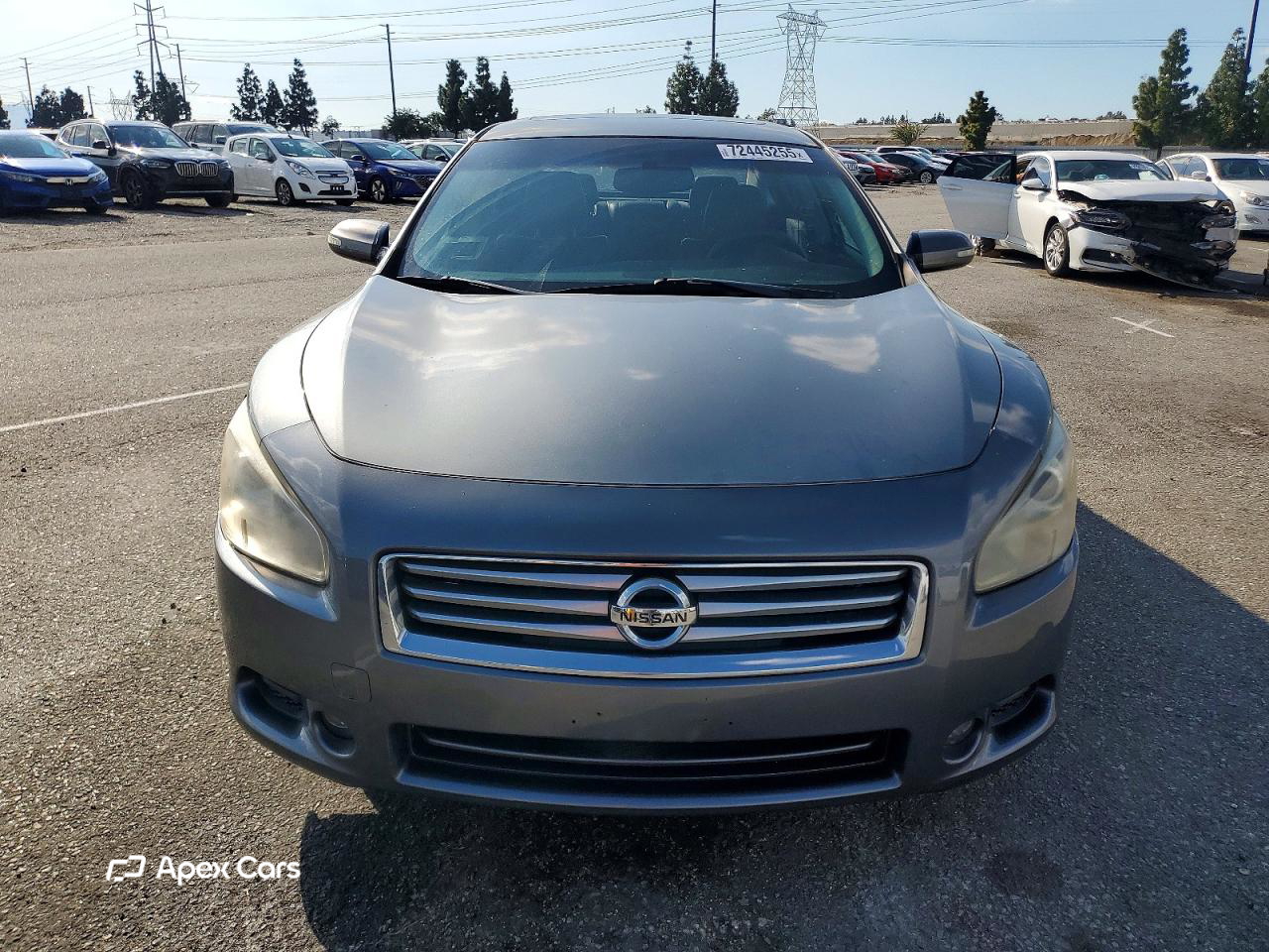 Nissan Maxima 2014