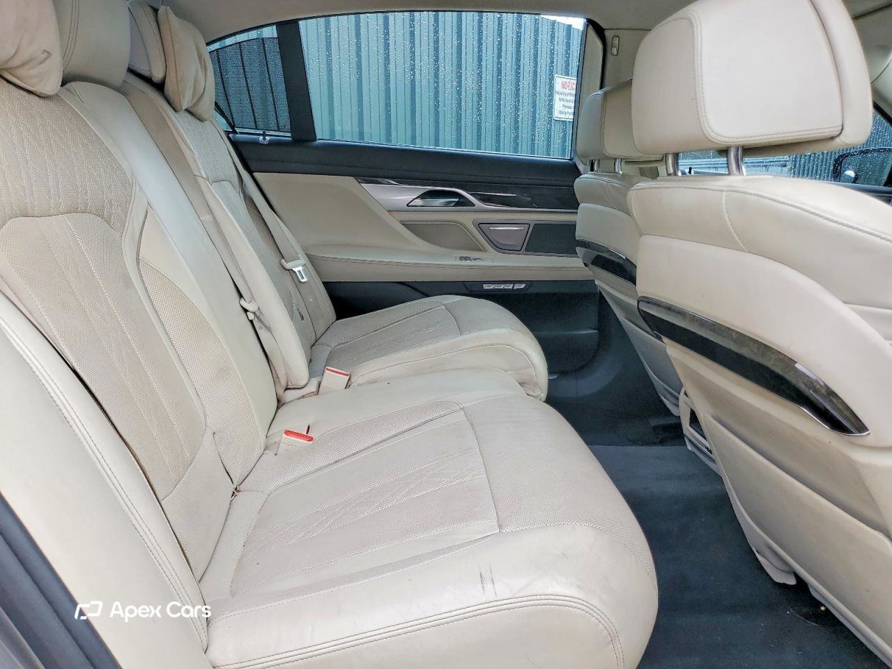 BMW Series 7 2016