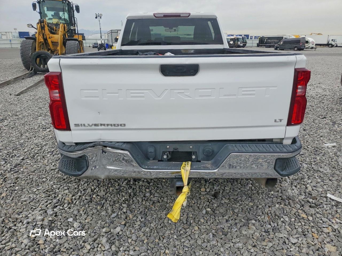 Chevrolet Silverado 2021